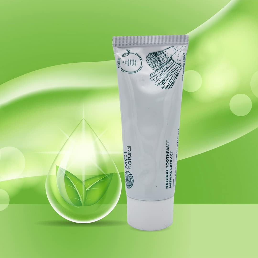 Natürliche Zahnpasta mit Miswak